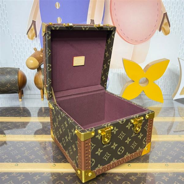 2026124135738794 100